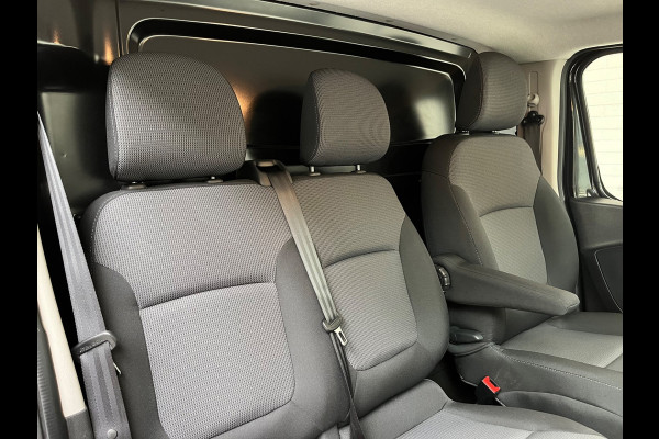 Renault Trafic Met Laadklep! 2.0 dCi 120 T29 L2H1 Comfort 3Persoons, Airco Navigatie Cruisecontrol NEDERLANDSE BUS! RIJKLAARPRIJS!