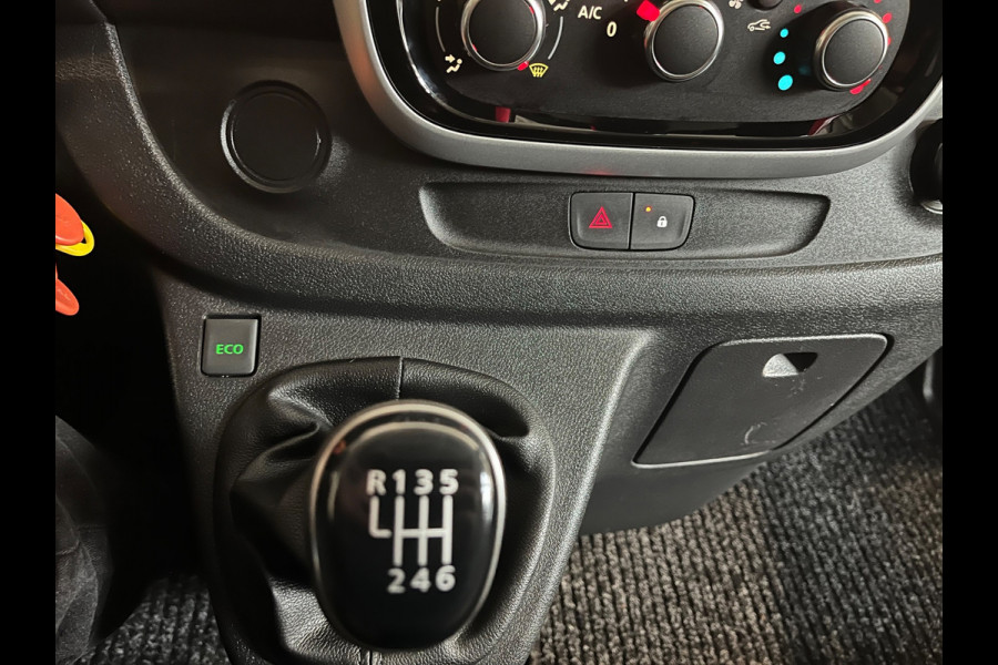 Renault Trafic Met Laadklep! 2.0 dCi 120 T29 L2H1 Comfort 3Persoons, Airco Navigatie Cruisecontrol NEDERLANDSE BUS! RIJKLAARPRIJS!