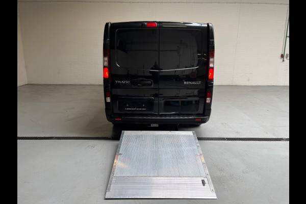 Renault Trafic Met Laadklep! 2.0 dCi 120 T29 L2H1 Comfort 3Persoons, Airco Navigatie Cruisecontrol NEDERLANDSE BUS! RIJKLAARPRIJS!