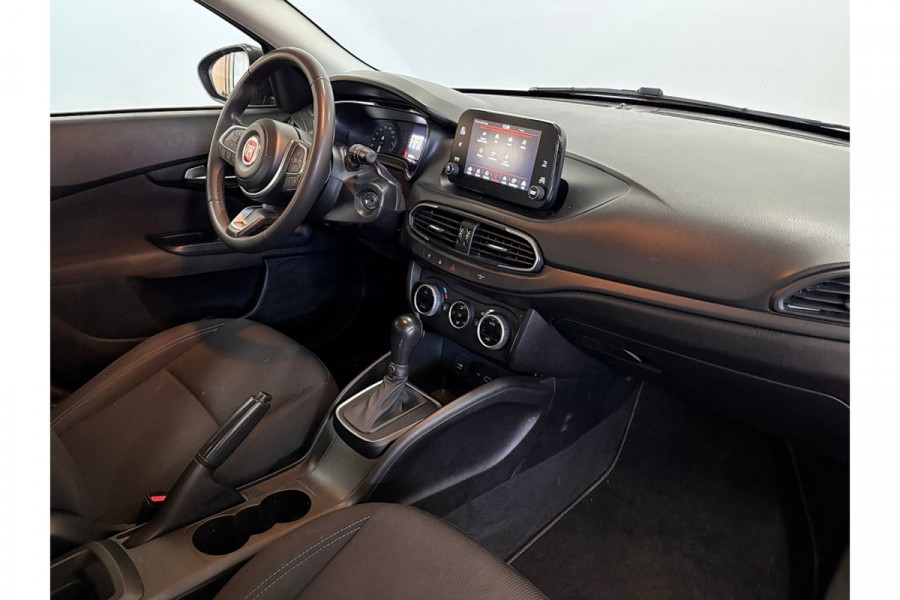 Fiat Tipo 1.5 Hybrid Street + TREKHAAK/APPLE CARPLAY/CRUISE CONTROL