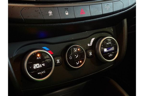 Fiat Tipo 1.5 Hybrid Street + TREKHAAK/APPLE CARPLAY/CRUISE CONTROL