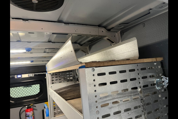 Volkswagen Crafter Werkplaats 35 2.0 TDI 140pk euro6 L3H3 Highline Servicewagen Sortimo Standkachel v230 Trekhaak RIJKLAARPRIJS!