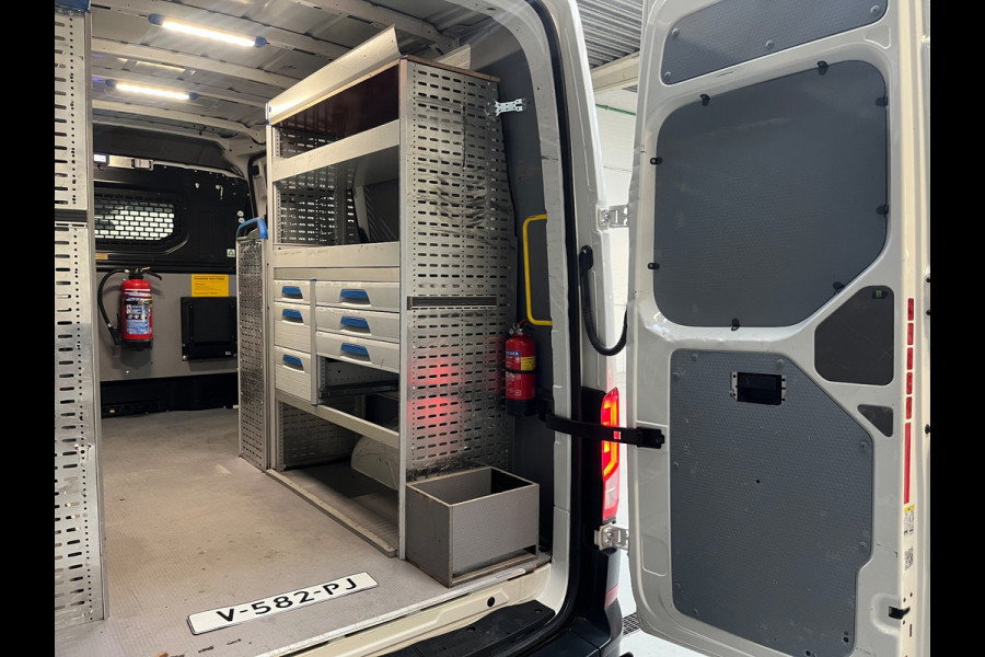 Volkswagen Crafter Werkplaats 35 2.0 TDI 140pk euro6 L3H3 Highline Servicewagen Sortimo Standkachel v230 Trekhaak RIJKLAARPRIJS!