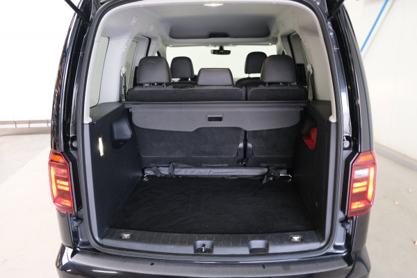 Volkswagen Caddy 1.4 TSI Highline Automaat - Airco, Cruise, Navi, Stoelverwarming, Camera, Trekhaak.