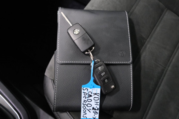 Volkswagen Caddy 1.4 TSI Highline Automaat - Airco, Cruise, Navi, Stoelverwarming, Camera, Trekhaak.