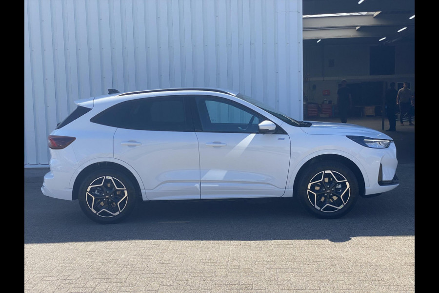 Ford Kuga 2.5 PHEV ST-Line 243 pk | Driver Assistance Pack | Wegklapbare trekhaak | 2.100 kg trekgewicht! | Winterpakket | 19 inch Licht metalen Velgen | €6.000,- prijsvoordeel!
