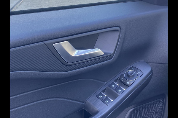 Ford Kuga 2.5 PHEV ST-Line 243 pk | Driver Assistance Pack | Wegklapbare trekhaak | 2.100 kg trekgewicht! | Winterpakket | 19 inch Licht metalen Velgen | €6.000,- prijsvoordeel!