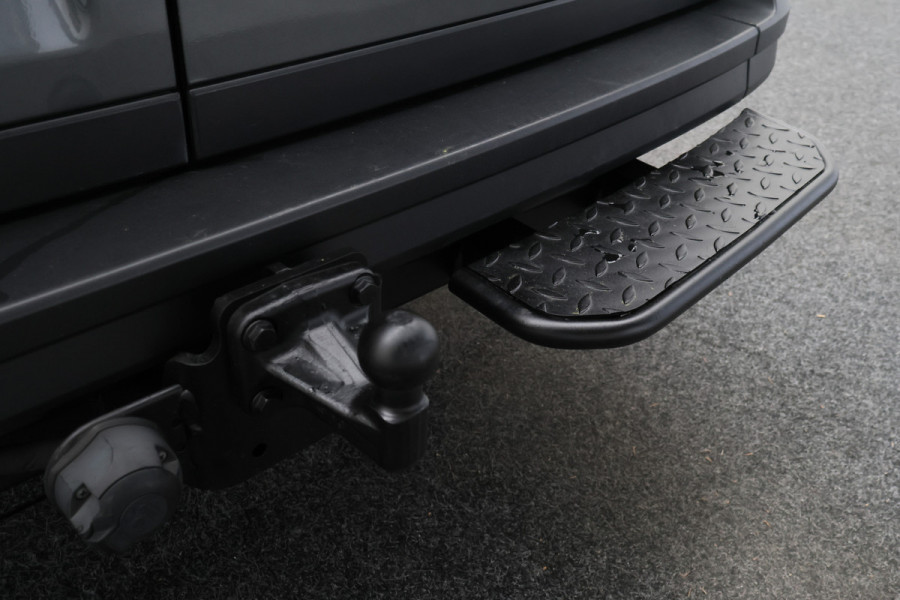 MAN TGE 35 2.0 TDI DSG 140 PK L3H3 (L2H2) 3-Zits, Airco, LED, Cruise, Camera, Apple Carplay, DAB, Trekhaak, 18''