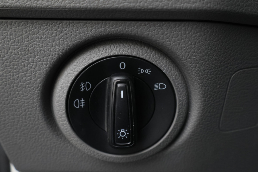 MAN TGE 35 2.0 TDI DSG 140 PK L3H3 (L2H2) 3-Zits, Airco, LED, Cruise, Camera, Apple Carplay, DAB, Trekhaak, 18''