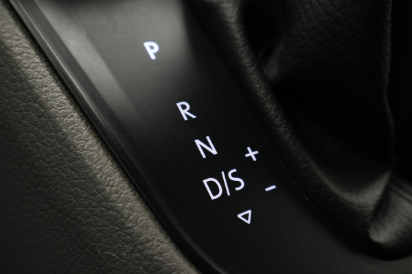 MAN TGE 35 2.0 TDI DSG 140 PK L3H3 (L2H2) 3-Zits, Airco, LED, Cruise, Camera, Apple Carplay, DAB, Trekhaak, 18''