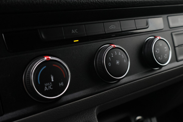 MAN TGE 35 2.0 TDI DSG 140 PK L3H3 (L2H2) 3-Zits, Airco, LED, Cruise, Camera, Apple Carplay, DAB, Trekhaak, 18''