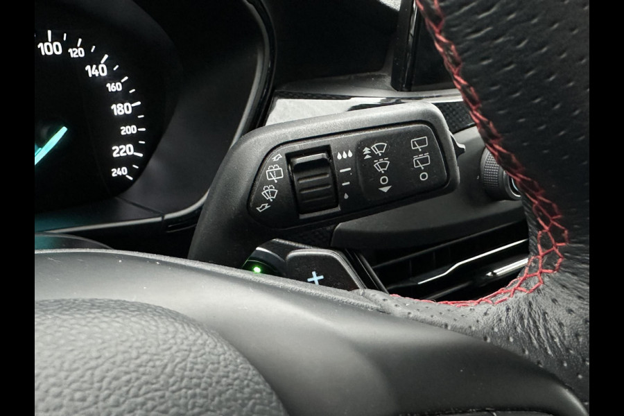 Ford FOCUS Wagon 1.0 EcoBoost ST Line Automaat Stoelverwarming Stuurverwarming