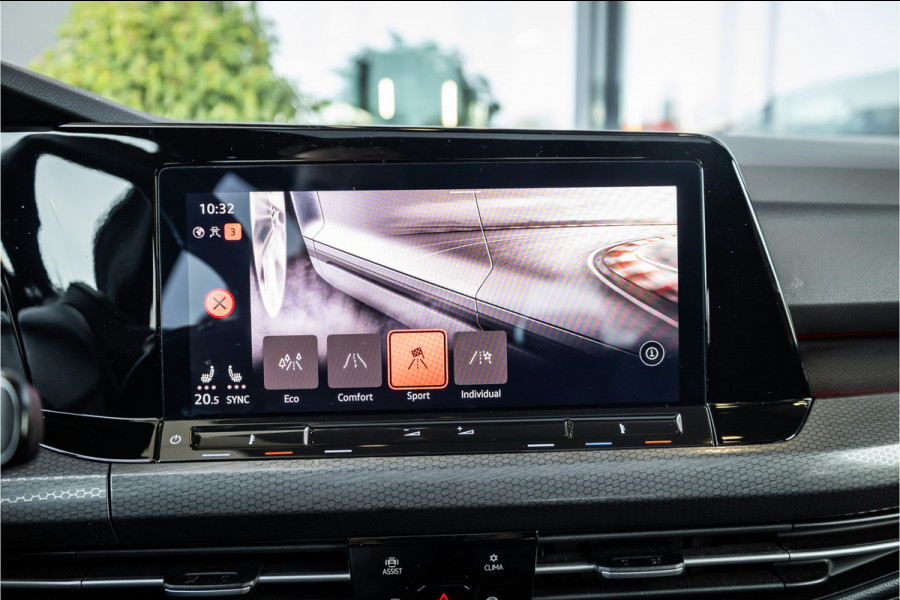 Volkswagen Golf 2.0 TSI GTI - Milltek | Panorama | IQ Light | H&K  | DCC