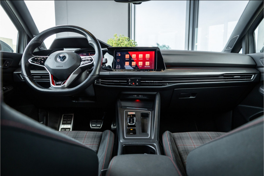 Volkswagen Golf 2.0 TSI GTI - Milltek | Panorama | IQ Light | H&K  | DCC