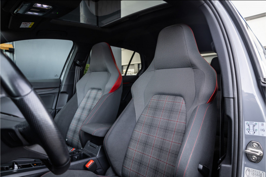 Volkswagen Golf 2.0 TSI GTI - Milltek | Panorama | IQ Light | H&K  | DCC