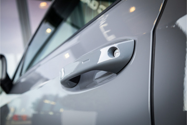 Volkswagen Golf 2.0 TSI GTI - Milltek | Panorama | IQ Light | H&K  | DCC