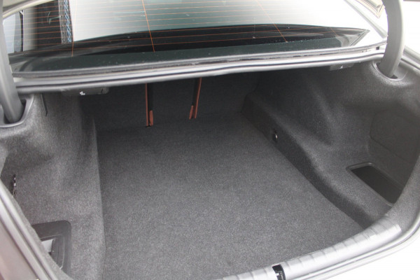 BMW M5 4.4 V8 600pk | B&W | 360 | Carbon| ACC | HUD | Soft Close