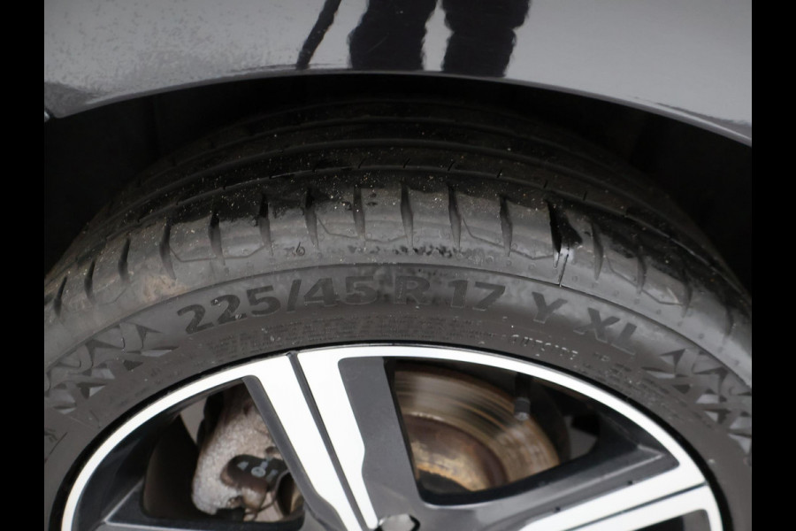 Volvo V40 2.0 T4 190 PK R-DESIGN SPORT + AFN. TREKHAAK | LED | SPORTSTOELEN | STOELVERW.