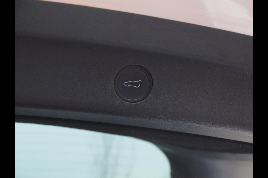 Tesla Model Y Long Range AWD 75 kWh NL-Auto | Panoramadak | 360 Camera | Full Self Driving Computer 3 | Apple Carplay |