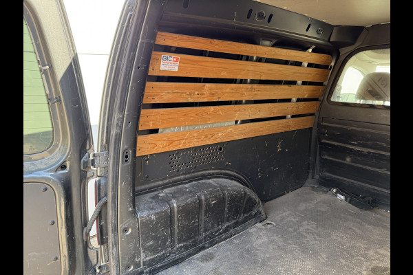 Volkswagen Caddy 2.0 TDI 102PK L1H1 19 inch Airco Cruise Control Carplay Trekhaak Maxton Design parts Navigatie Parkeersensoren