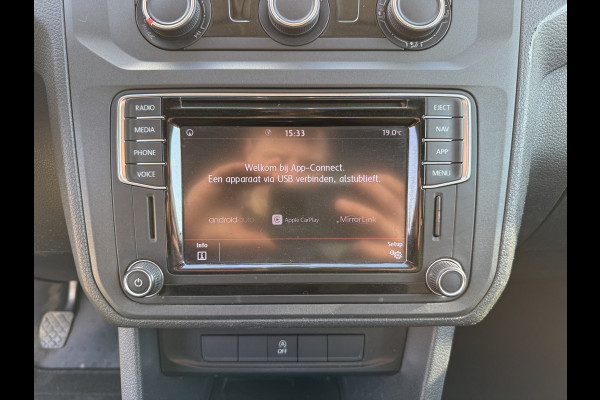 Volkswagen Caddy 2.0 TDI 102PK L1H1 19 inch Airco Cruise Control Carplay Trekhaak Maxton Design parts Navigatie Parkeersensoren