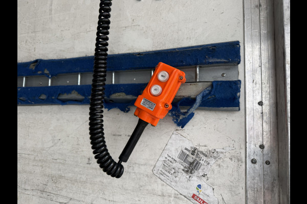 Mercedes-Benz Sprinter 515 1.9 CDI Automaat Laadklep Climate Control Cruise Control Koffer Bakwagen Meubelbak