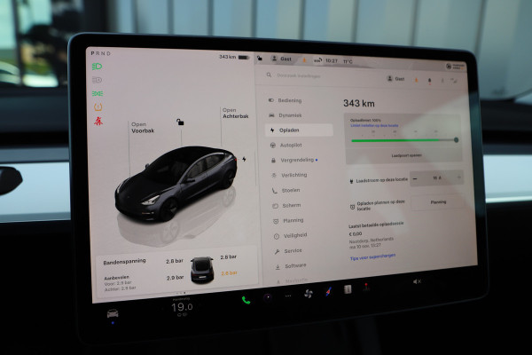 Tesla Model 3 RWD Plus 60 kWh | 283PK | Panoramadak | Stoel/Stuurverw. | Autopilot | Led | Standkachel | 2022.