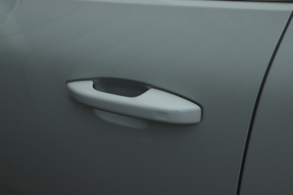 Volvo XC40 1.5 T4 Recharge Inscription Expression | 211PK | Keyless-go | Led | IntelliSafe | Carplay | Standkachel | Elek. Kofferklep | 202