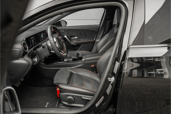 Mercedes-Benz A-Klasse 180 Business Solution AMG Camera CarPlay Black Pack 18"