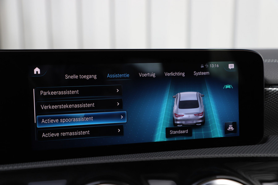 Mercedes-Benz CLA-Klasse 180 Advantage | 136PK | Panoramadak | Led | Widescreen | Carplay | Stoelverwarming | 2020.