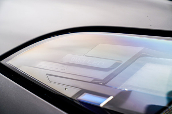 BMW X5 XDrive50e | Luchtvering | Bowers&Wilkins | Stoelverkoeling | Massage | 360 | Stuurwielverwarming | AR | Head Up Display