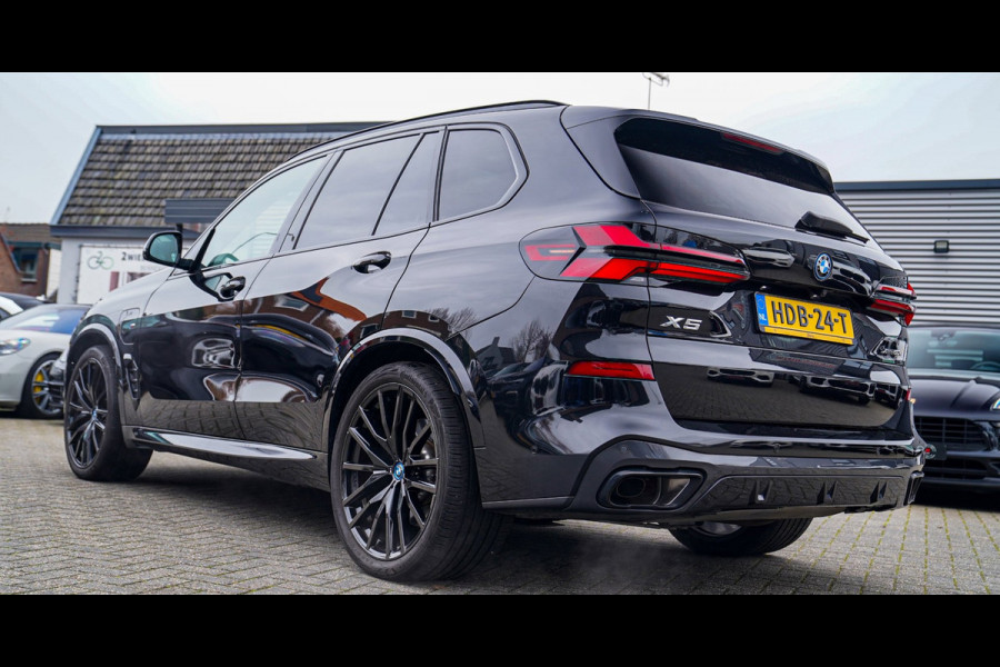 BMW X5 XDrive50e | Luchtvering | Bowers&Wilkins | Stoelverkoeling | Massage | 360 | Stuurwielverwarming | AR | Head Up Display