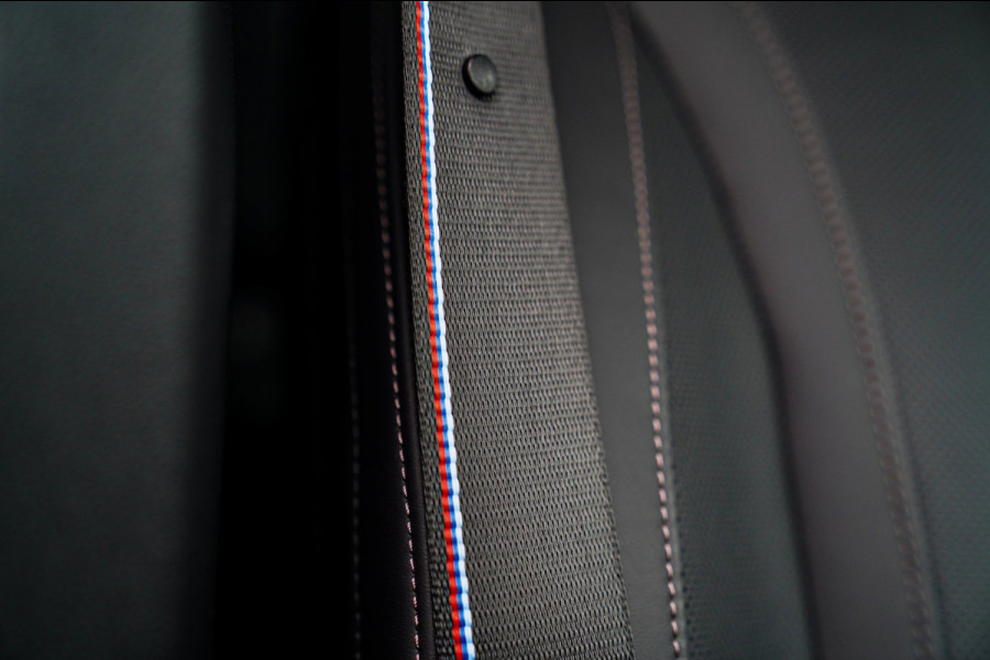 BMW X5 XDrive50e | Luchtvering | Bowers&Wilkins | Stoelverkoeling | Massage | 360 | Stuurwielverwarming | AR | Head Up Display