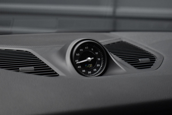 Porsche Cayenne 3.0 E-Hybrid 470pk Sport Chrono | Pano | Matrix | ACC | 21'' Wielen | Bose | Trekhaak | Orig. NL |