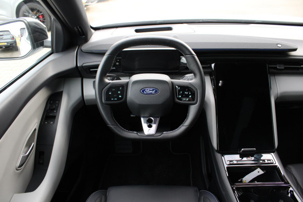 Ford Capri Premium Extended Range RWD 77 kWh | Panoramadak | 360 graden camera | Head up Display