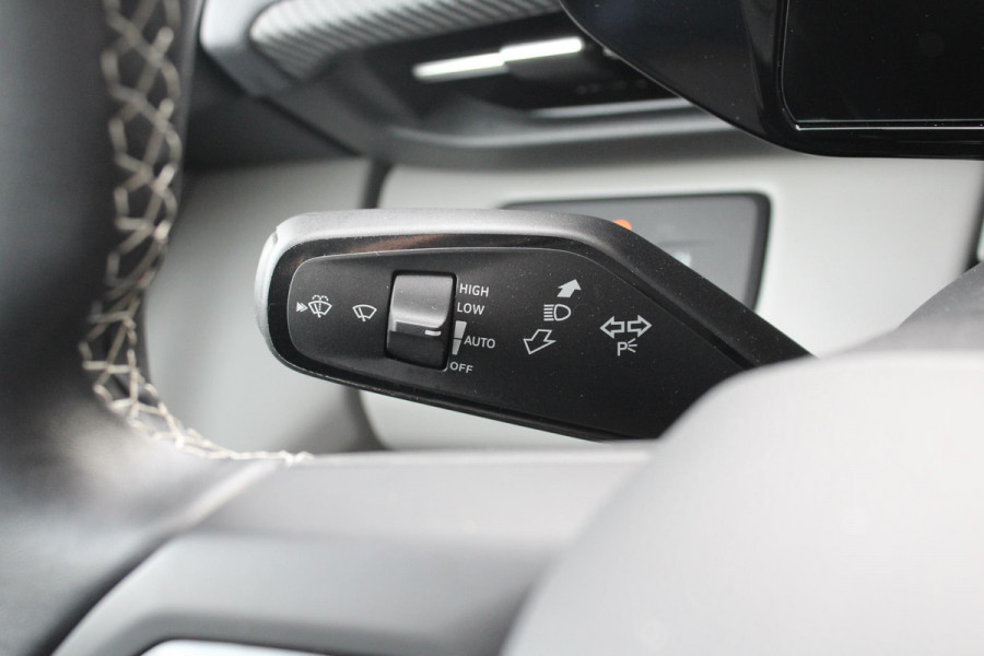 Ford Capri Premium Extended Range RWD 77 kWh | Panoramadak | 360 graden camera | Head up Display