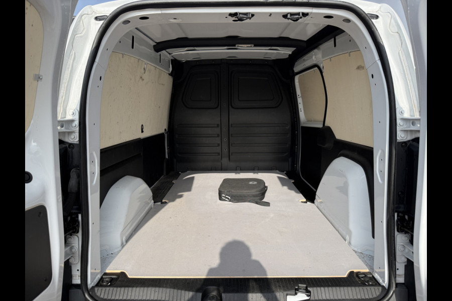 Mercedes-Benz eCitan 112 51kWh L2 Pro 284 WLTP 98,8% (SOH) MBUX Trekhaak 75kW Snelladen Apple Carplay Cruise Control Laadkabel