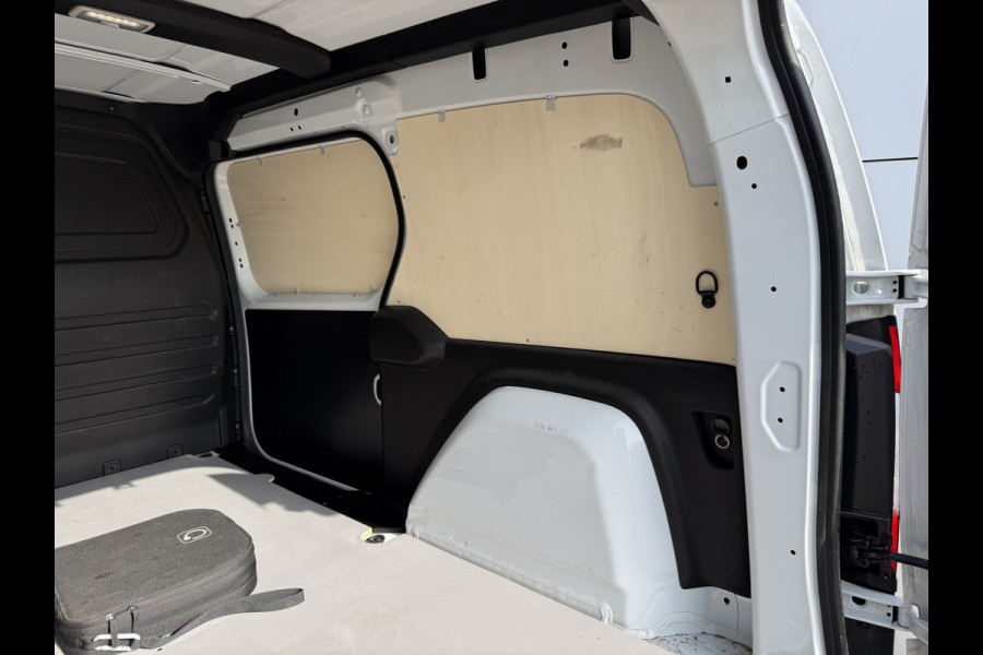 Mercedes-Benz eCitan 112 51kWh L2 Pro 284 WLTP 98,8% (SOH) MBUX Trekhaak 75kW Snelladen Apple Carplay Cruise Control Laadkabel