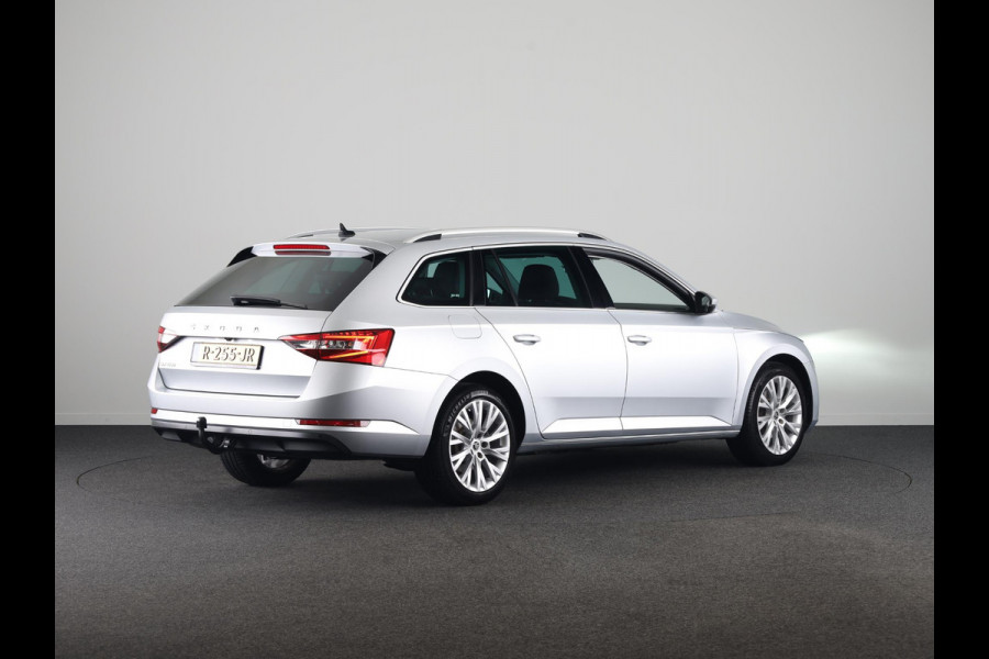 Škoda Superb Combi Business Edition Plus 1.5 TSI 150pk DSG-7 | Trekhaak | Adaptieve cruise controle | 18 inch | Elek. stoel | Voorstoelen en achterbank verwarmd