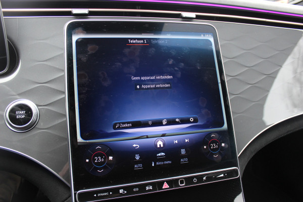 Mercedes-Benz EQE 350 AMG Line 89 kWh / SoH 95,7% / Panoramadak / Camera / Achterasbesturing / Head-up / Luxe Leder / Premium Plus-pakket / Stoelventilatie + Verwarming + Massage / Navigatie / Dodehoek / DAB / ACC