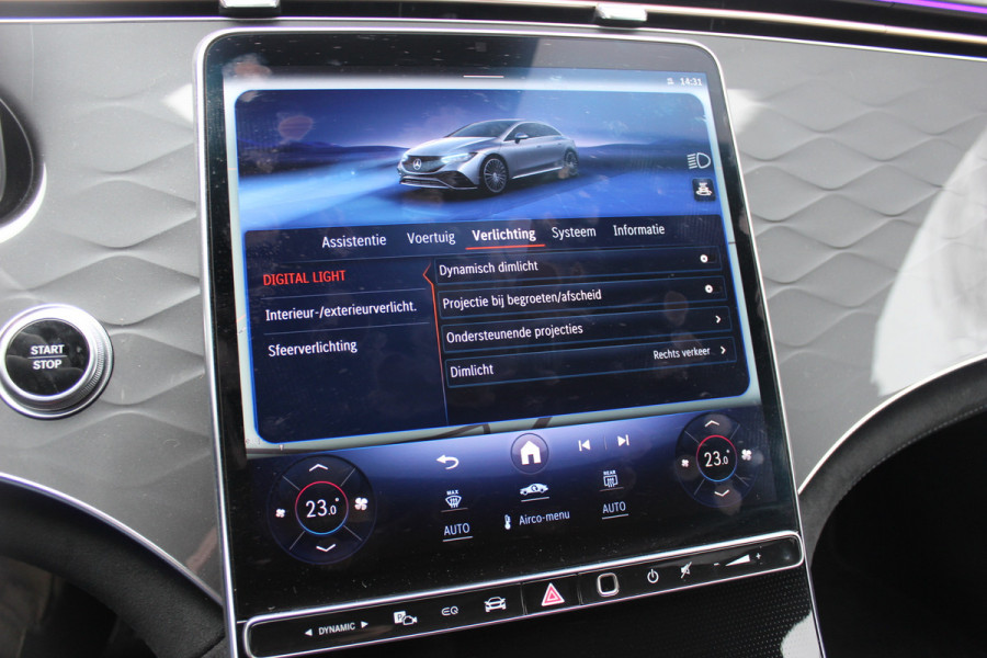Mercedes-Benz EQE 350 AMG Line 89 kWh / SoH 95,7% / Panoramadak / Camera / Achterasbesturing / Head-up / Luxe Leder / Premium Plus-pakket / Stoelventilatie + Verwarming + Massage / Navigatie / Dodehoek / DAB / ACC