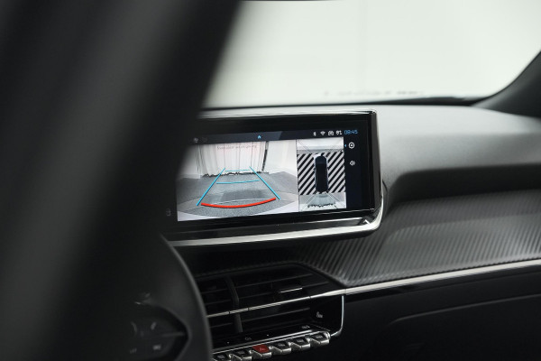 Peugeot 2008 PureTech 130 EAT8 Allure | Allseason banden | 360 Camera | Dodehoekdetectie | Apple Carplay | Stoelverwarming