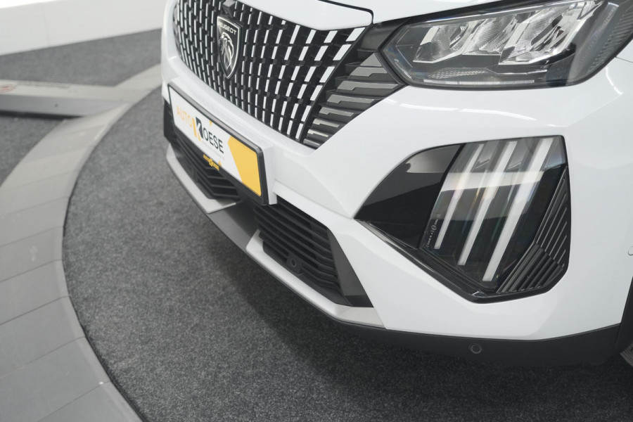 Peugeot 2008 PureTech 130 EAT8 Allure | Allseason banden | 360 Camera | Dodehoekdetectie | Apple Carplay | Stoelverwarming