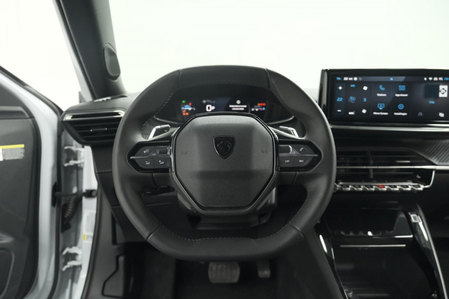 Peugeot 2008 PureTech 130 EAT8 Allure | Allseason banden | 360 Camera | Dodehoekdetectie | Apple Carplay | Stoelverwarming