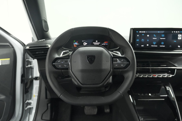 Peugeot 2008 PureTech 130 EAT8 Allure | Allseason banden | 360 Camera | Dodehoekdetectie | Apple Carplay | Stoelverwarming