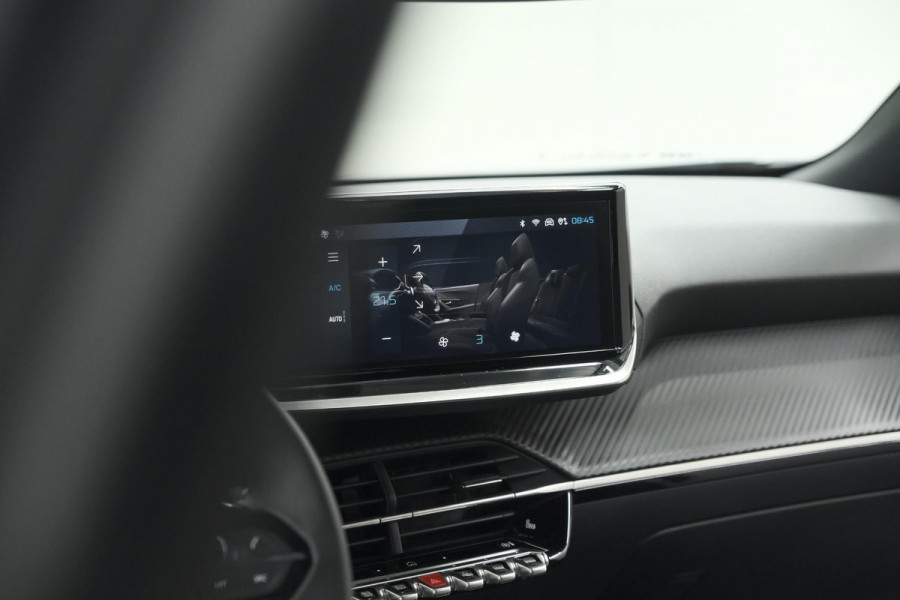 Peugeot 2008 PureTech 130 EAT8 Allure | Allseason banden | 360 Camera | Dodehoekdetectie | Apple Carplay | Stoelverwarming