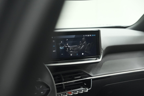 Peugeot 2008 PureTech 130 EAT8 Allure | Allseason banden | 360 Camera | Dodehoekdetectie | Apple Carplay | Stoelverwarming