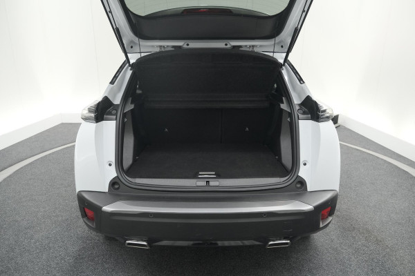 Peugeot 2008 PureTech 130 EAT8 Allure | Allseason banden | 360 Camera | Dodehoekdetectie | Apple Carplay | Stoelverwarming
