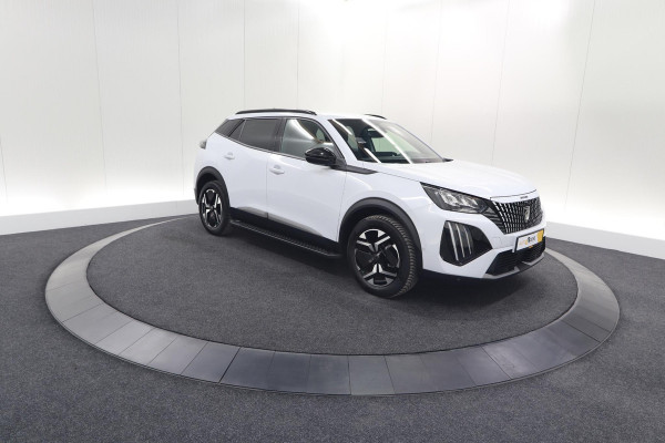 Peugeot 2008 PureTech 130 EAT8 Allure | Allseason banden | 360 Camera | Dodehoekdetectie | Apple Carplay | Stoelverwarming