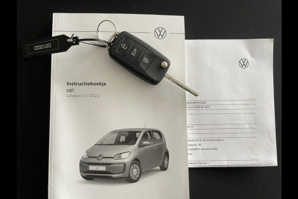 Volkswagen up! 1.0 Airco - Licht metalen velgen 16 inch - Elektrische ramen - Led verlichting - Bluetooth - Radio - Start/stop systeem - Centrale vergrendeling met afstandsbediening